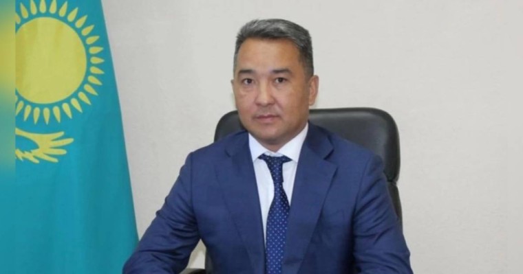 «Енді маған ұрыспайсыздар». Қарағанды әкімінің жазбасы көпті күлдірді