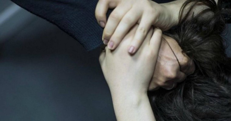 Әйелдер пәк күйінде тұрмысқа шықпағаннан таяқ жейді