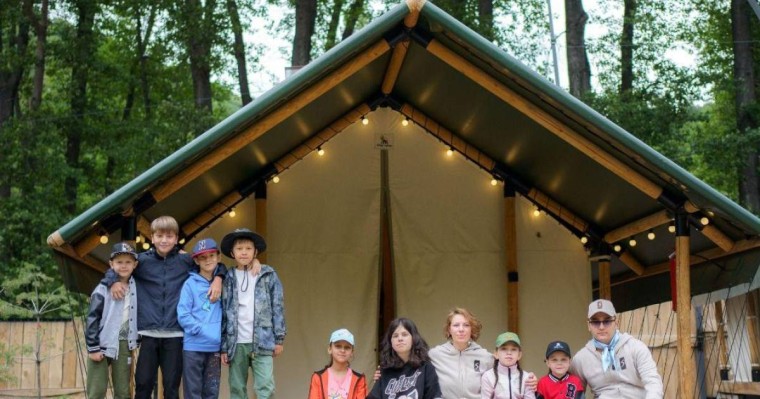 Летние каникулы с пользой для детей: на Медеу функционирует детский горный лагерь