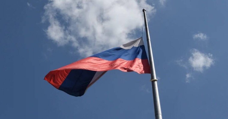 «Қазақтың үйінде Ресей туы ілінген»: Қостанайда түсірілген видео қазнетті шулатты