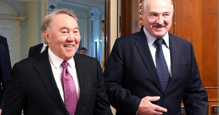 Лукашенко Назарбаевты туған күнімен құттықтады