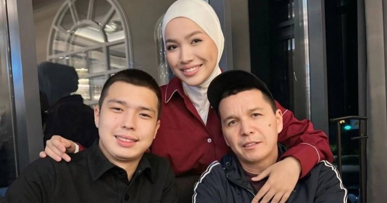 "Үйлену тойында сыйлаған көлікті есептемеңіз": Абай Бегей қызы Сымбаттың жасауына қанша теңге жұмсағанын жариялады