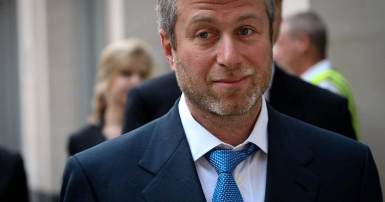 Абрамович «Челсиді» сатып, соғыстан зардап шеккендерге көмектеспек