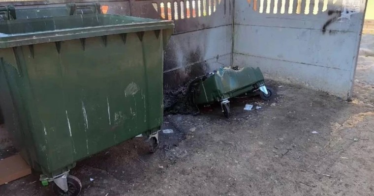 Семейде жанып жатқан қоқыс жәшігінен жаңа туған нәресте табылды