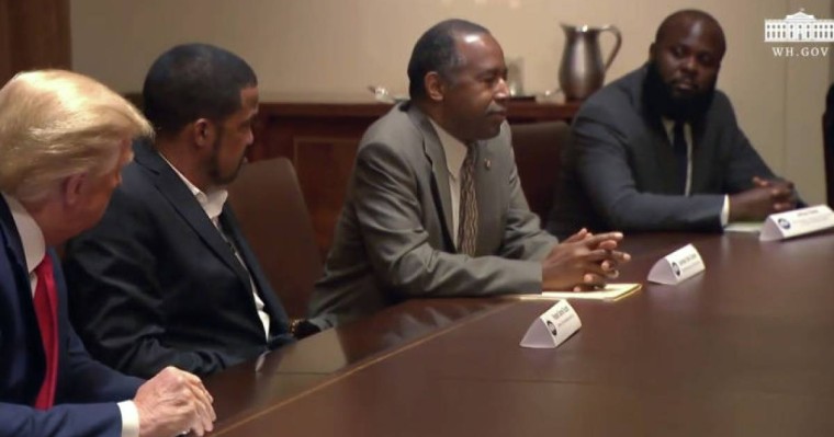 АҚШ-та Ресейге қарсы санкцияларды күшейту ұсынылды