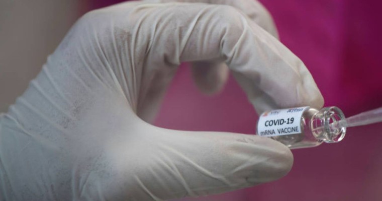 Қазақстандықтар коронавирусқа қарсы вакцинадан бас тарта ала ма?