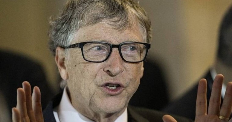 Билл Гейтстің секс-дауы Microsoft-қа қауіп төндірді