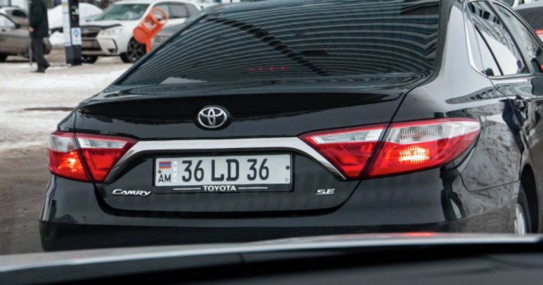 Қаржы министрі армян көліктеріне қосымша салық салынатынын айтты