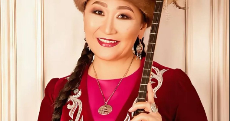 "Бес жылдан соң ажырасып кеттік": Сәуле Жанпейісова алғаш рет күйеуі туралы айтты