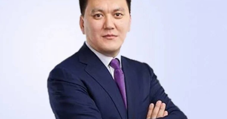 Ерлан Қарин: "Референдум – Президенттің саяси реформалар бағдарламасын іске асырудың кезекті бөлігі"