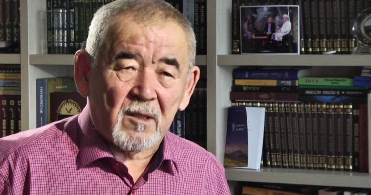 Жүрсін Ерман: «Айтыс үшін көрінген байдың есігін қағып, аралауға тура келді, түңіліп қайттық»