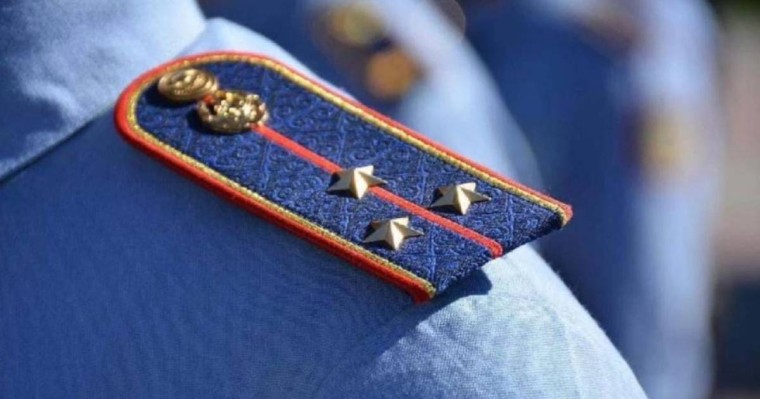 "Жалған полицейлер" кредит рәсімдеу үшін тұрғындардың жеке куәлігін суретке түсірген