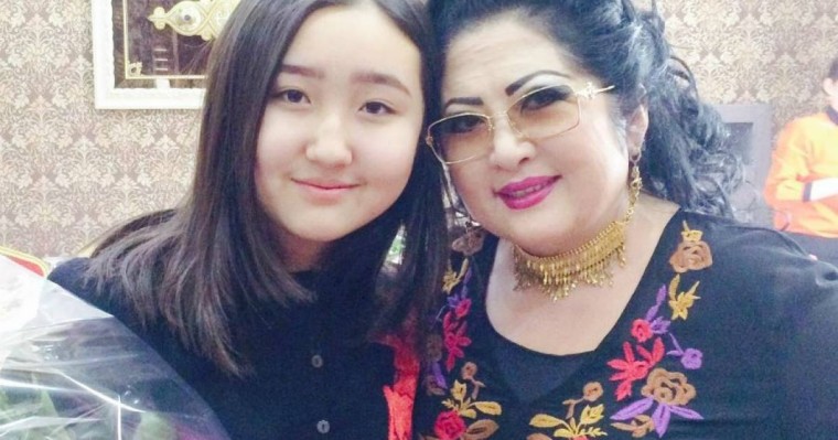 «Мені тастап кетті» - Мақпал Жүнісова Мерей туған қызы емес екенін айтты