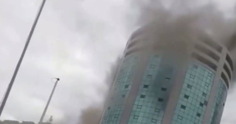 Астанада «Дипломат» қонақүйінің жанында орналасқан мейрамхана өртенді (ВИДЕО)