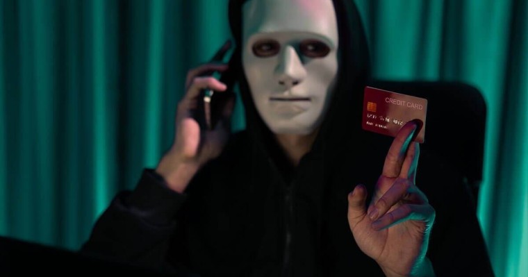 «Сізге гүл жіберді»: алаяқтар азаматтарды алдаудың жаңа тәсілін тапты