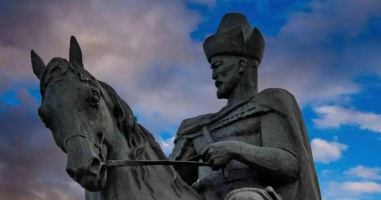 Кенесары ханға Марал ишан сыйға тартқан Құран табылды - Тоқаев