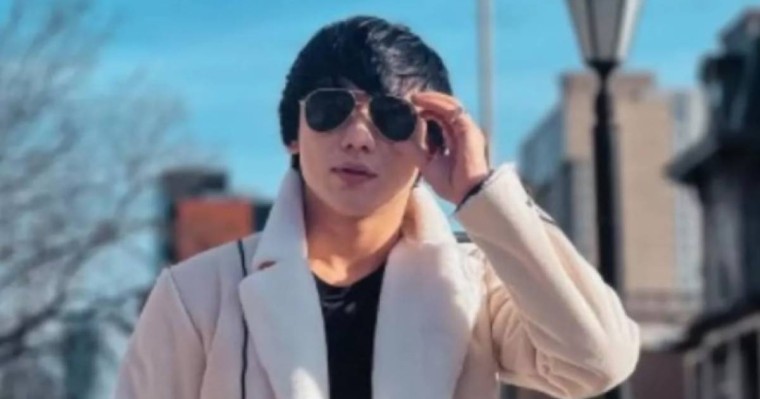 Қажылыққа барған Қайрат Нұртас Меккеде көз жасына ерік берді (видео)