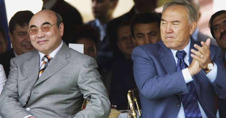 Назарбаев пен Каримовтың сындары: Акаевтың демократияға ұмтылысы