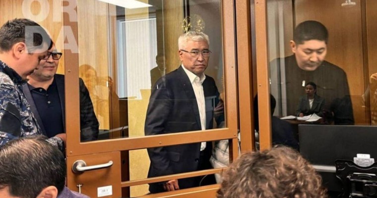 Мен ату жазасына да көнемін, тек "ұрлықшы" деп айыптамаңыздар - Арыстанбек Мұхамедиұлының соттағы соңғы сөзі