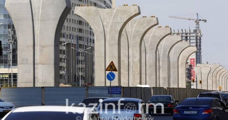 Құрылыс тоқтады - ақша судай ағып жатыр: LRT қызметкерлері жалақы алуды жалғастыруда