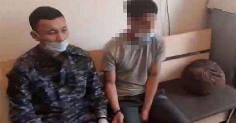 Жамбыл облысының тұрғыны полицейді пышақтап тастады