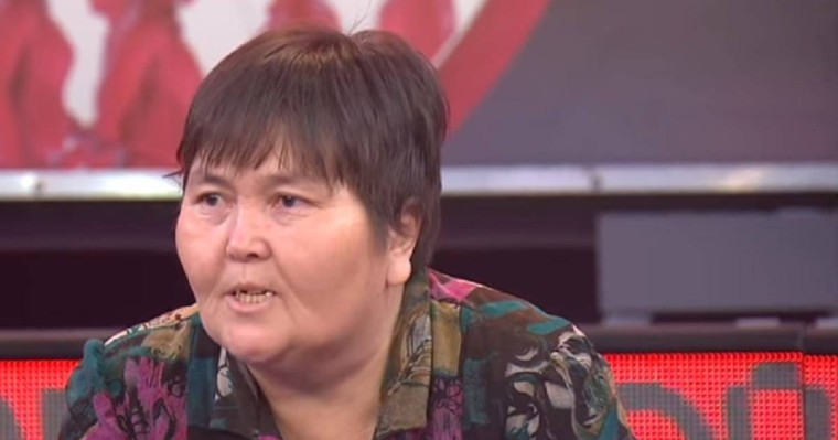 Туған шешем мен өгей әкем екі баламды жетімдер үйіне өткізіп жіберді: Қазақ әйелі 24 жылдан бері екі баласын іздейді