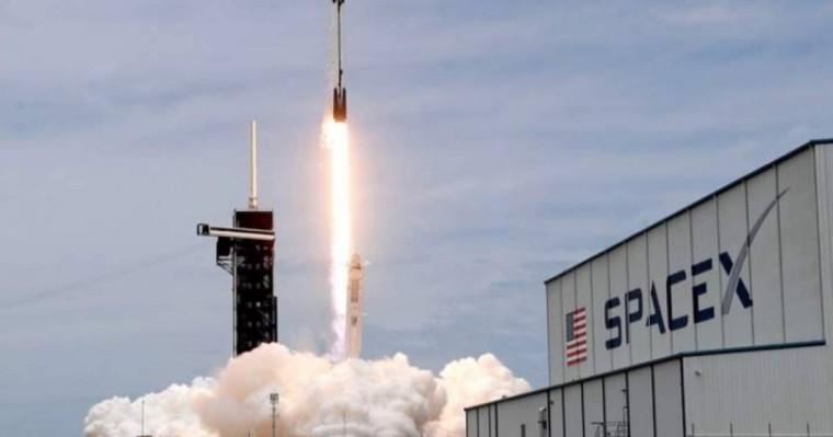 АҚШ-тың Space X компаниясы SXM-8 жер серігін орбитаға шығарды