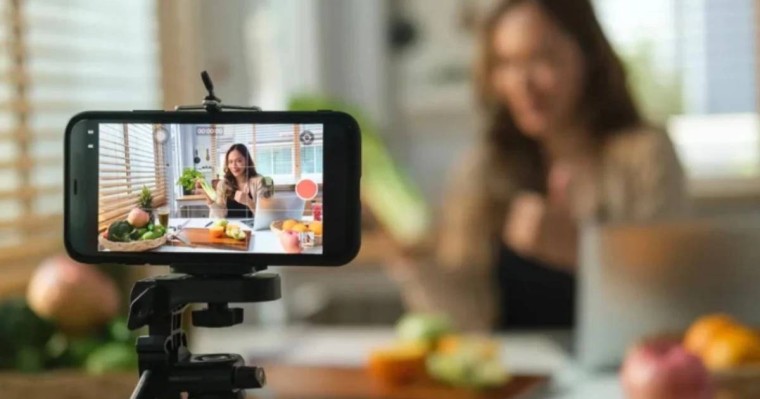 Қазақстанда блогерлер салық төлей ме: Министрлік жауап берді