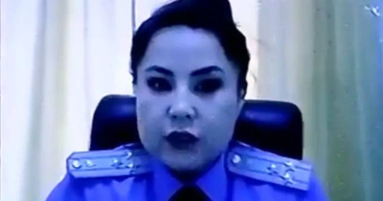 Қарағанды облысының прокуроры неліктен погонын теріс тағып алғанын түсіндірді