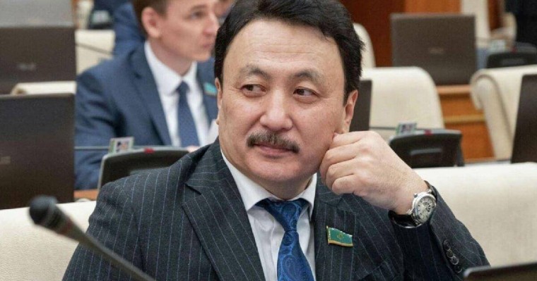 «Депутат айта береді, Үкімет білгенін істейді»: Аманжол Әлтай вице-премьердің уәде беруін талап етті