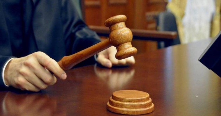 Павлодарда анасына ауыр сөз айтқан ер адам 10 тәулікке қамалды