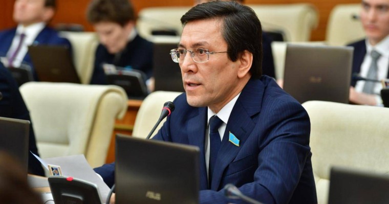 "1 400 ауылда интернет жоқ": Депутат министрліктің дерегіне күмән келтірді