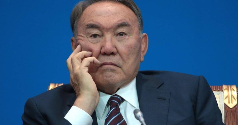 Әнұран авторларынан Назарбаевты алып тастау туралы айтыла бастады