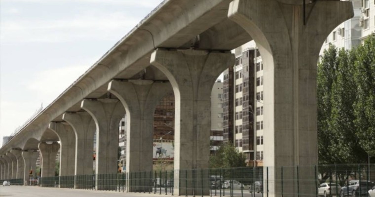 38 жастағы Астана тұрғыны LRT-да асылып қалды