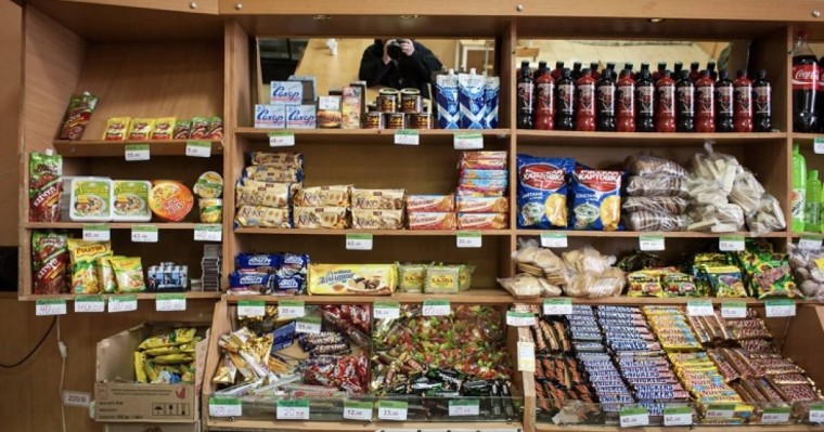 Қорғаныс министрлігі: әскерде бопсалау жоқ, сарбаздар ата-анасынан "кола" мен "сникерс" үшін ақша сұрайды