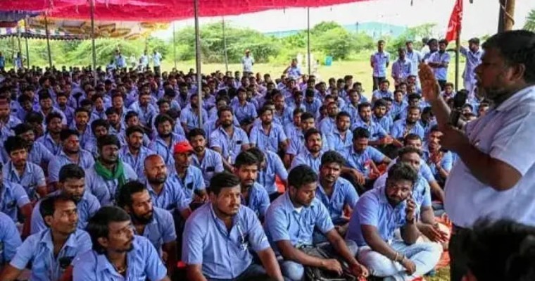 Үндістанда Samsung electronics компаниясының ереуілге шыққан 100 қызметкері ұсталды