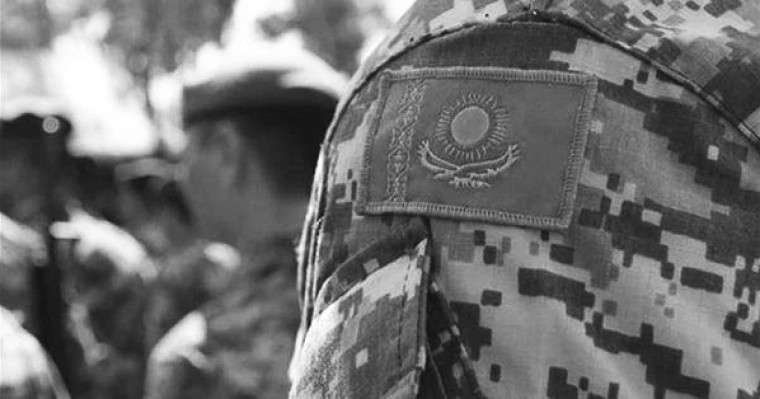 Әскердегі өлімдер мен петициялар: Қазақстанда жағдай ушығуда