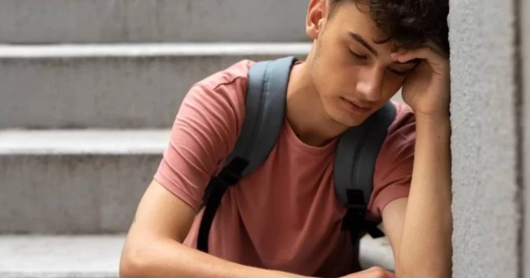 "TikTok-тағы лайктар үшін келіспей қалған": БҚО-да жасөспірім жоғары сынып оқушысын пышақтап тастады