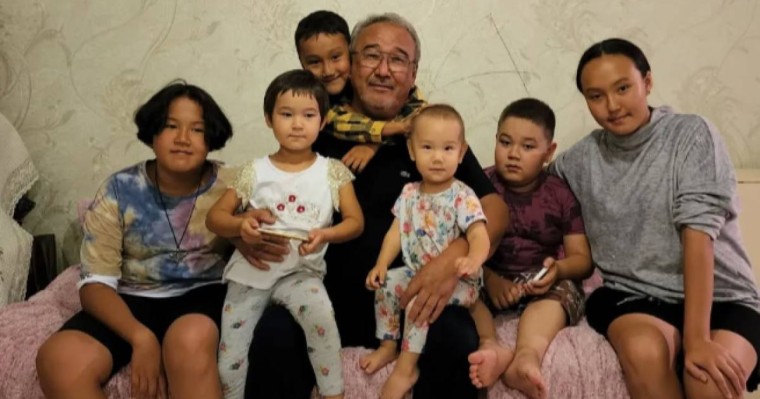 "Немерелерімнің алдында әр сөзімді байқап айтуға тырысамын" – Нұрлан Өнербаев (ВИДЕО) 