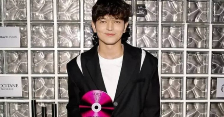 Ресейлік әнші Акмалдың Қазақстанда өтетін концерттері тоқтатылды 