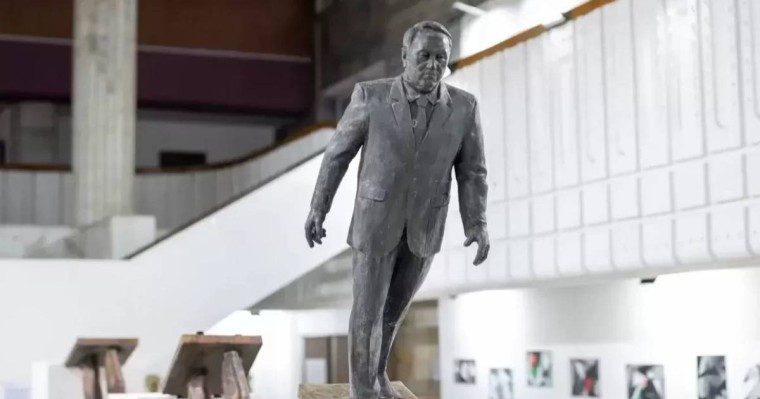 "Құлаған Назарбаев" Мәскеуге аттанды 