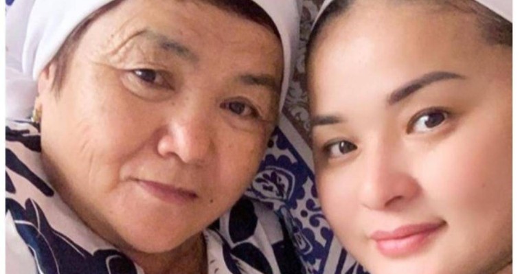 Мөлдір Мұқанова Тұрсынбекпен ажырасқандарын енесі қалай қабылдағанын айтты (ВИДЕО)