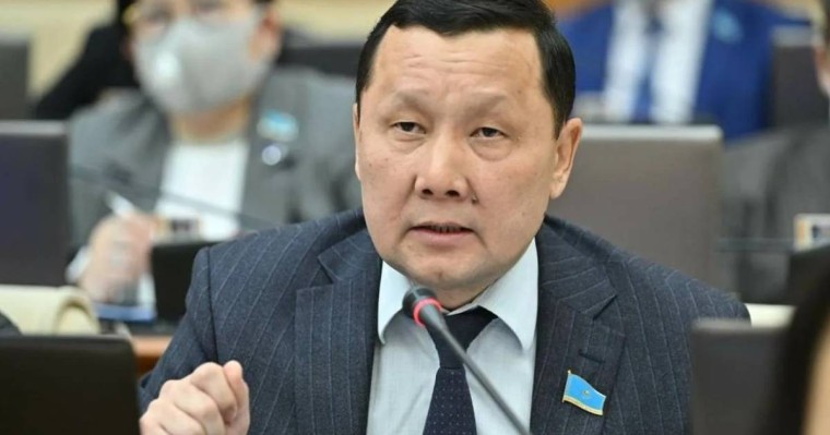 "Тоқалдықты заңдастыру қажет". Депутаттың пікірі желіде тарады