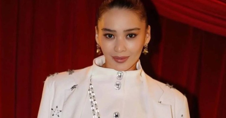 "Түрмедегі күйеуім үйімді сатып жіберген". Индира Елемес Тоқаевтан көмек сұрады