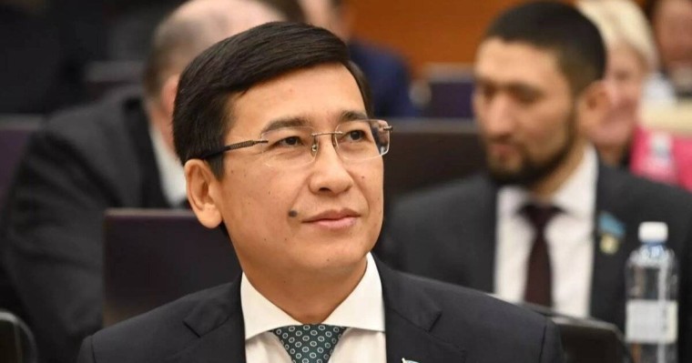 "Заңға түзету енгіздік": Асхат Аймағамбетов ел асыға күткен жаңалықты хабарлады