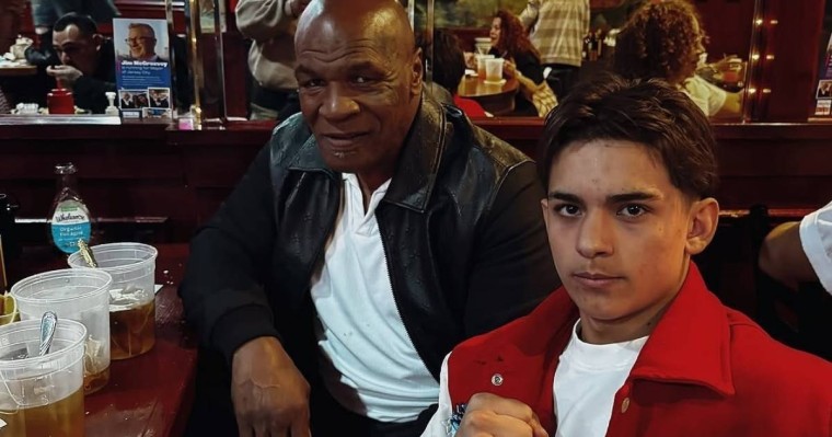 Сұмдық жағдай! Аңыз боксшының 17 жастағы ұлын пәтерде асып кеткен (ФОТО)