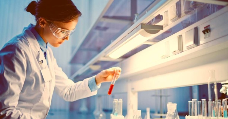 Қытай ғалымдары адам өмірін 120 жылға дейін ұзартатын дәрі жасап жатыр