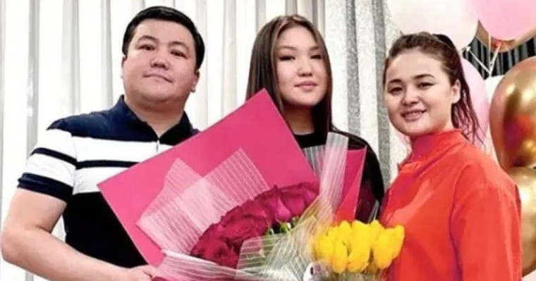 "Күйеуді өзім таңдаймын": Тұрсынбек Қабатов қыздарына ерекше талап қойды