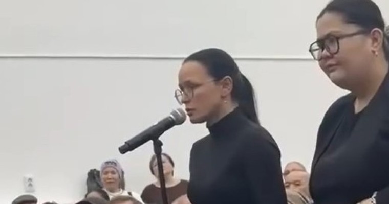 Рудныйда көшелерді қазақшалауға қарсы шыққан әйел айыппұл арқалады