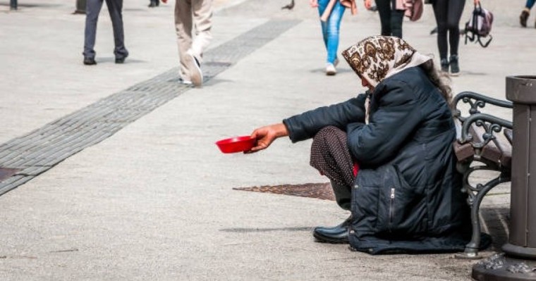 "Ұлым қайтыс болды" деп өтірік ақпарат таратып, ақша жинаған әйелдің әрекеті әшкере болды